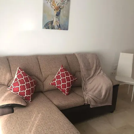 C/ Ramon Y Cajal Apartment